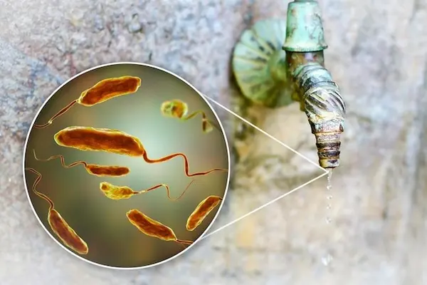 Pie de atleta e higiene: ¿basta con lavarse los pies o hace falta un aerosol?